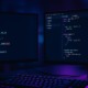 Terminal Claude Code en pleine session de refactoring sur un dual-écran de développeur en 2026